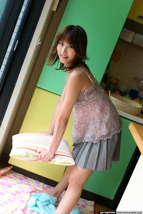 Graphis套图ID0225 2005-04-01 [First Gravure] Haruka Morimura